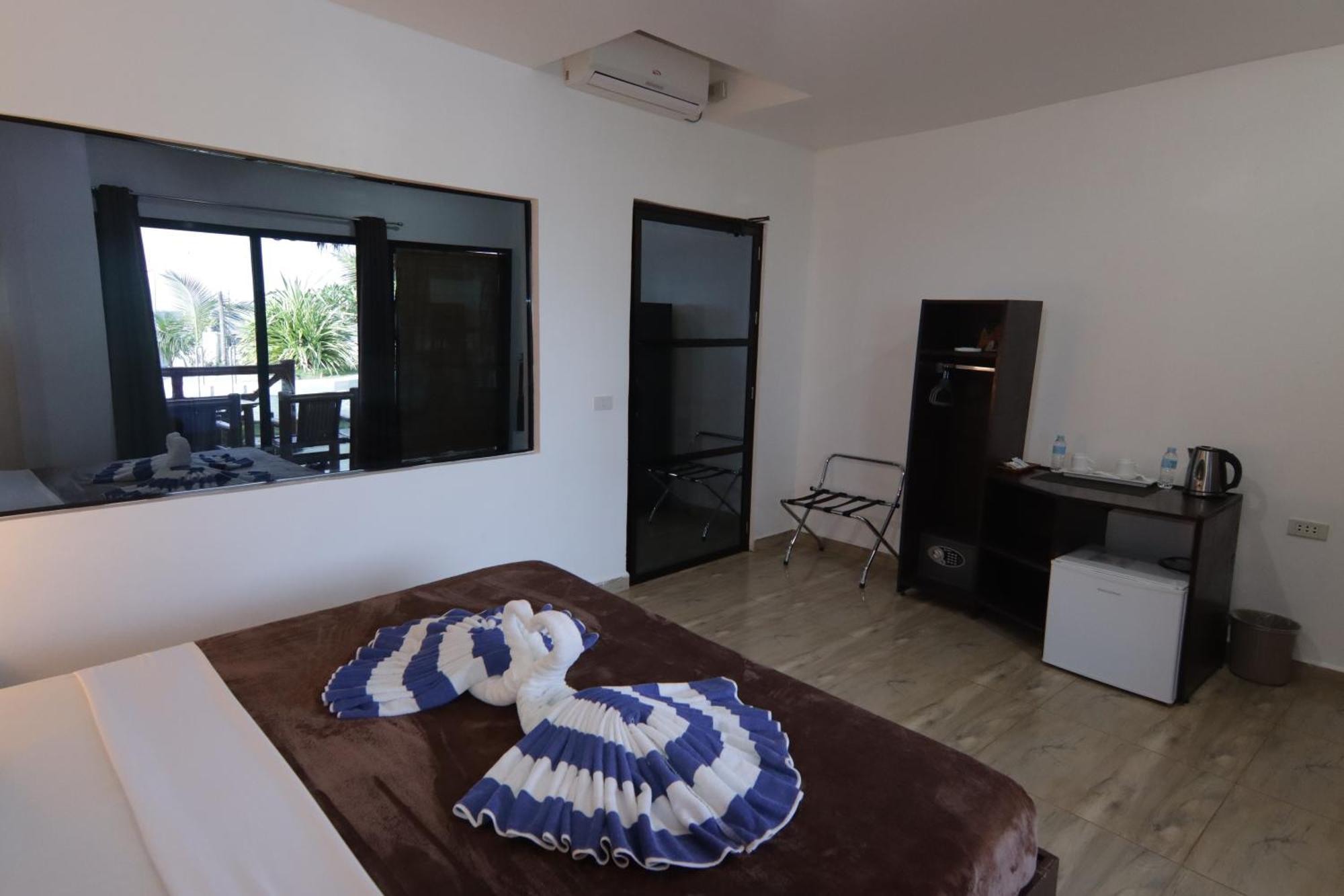 ลาวันยา บีช แอนด์ ไดฟ์ รีสอร์ต Hotel Zamboanguita  ภายนอก รูปภาพ